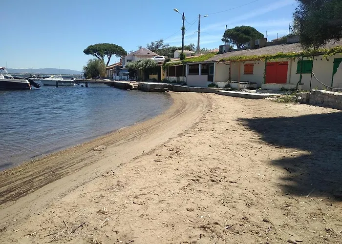 Maison Familiale Sur La Presqu'ile De Giens * Єр