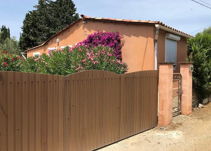 Maison Familiale Sur La Presqu'ile De Giens Єр